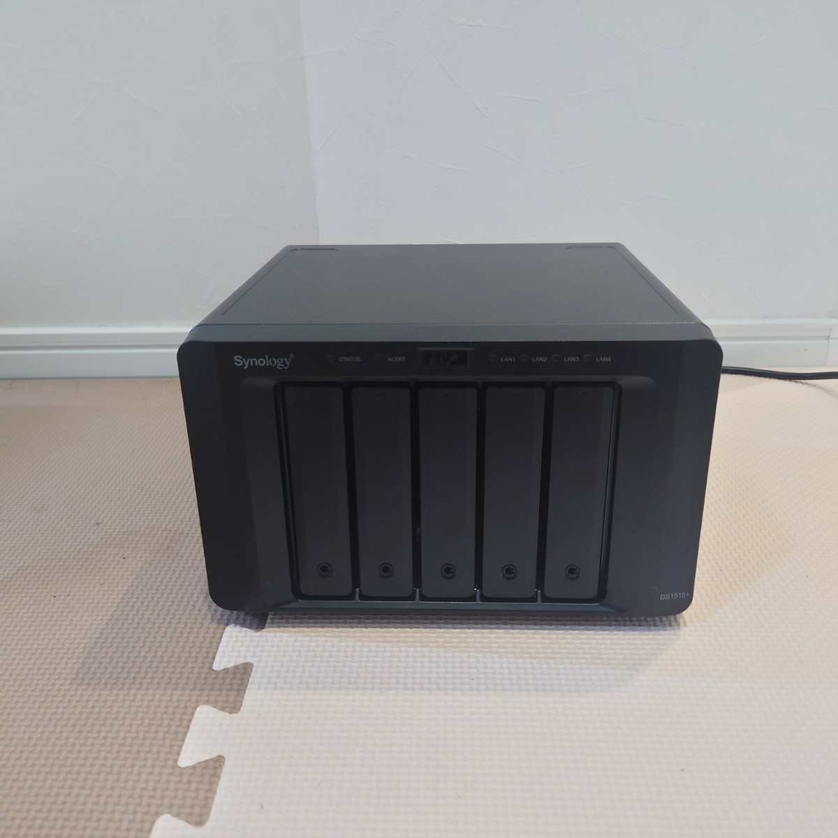 シノロジー Synology DS1515+ NASケース■現状品 HDDつき_画像9