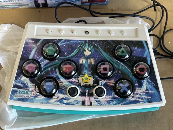 「岐阜発送」23102215　HORI　初音ミクーProject DIVA-F 専用ミニコントローラ　PlayStation３　動作未確認　中古現状品_画像3