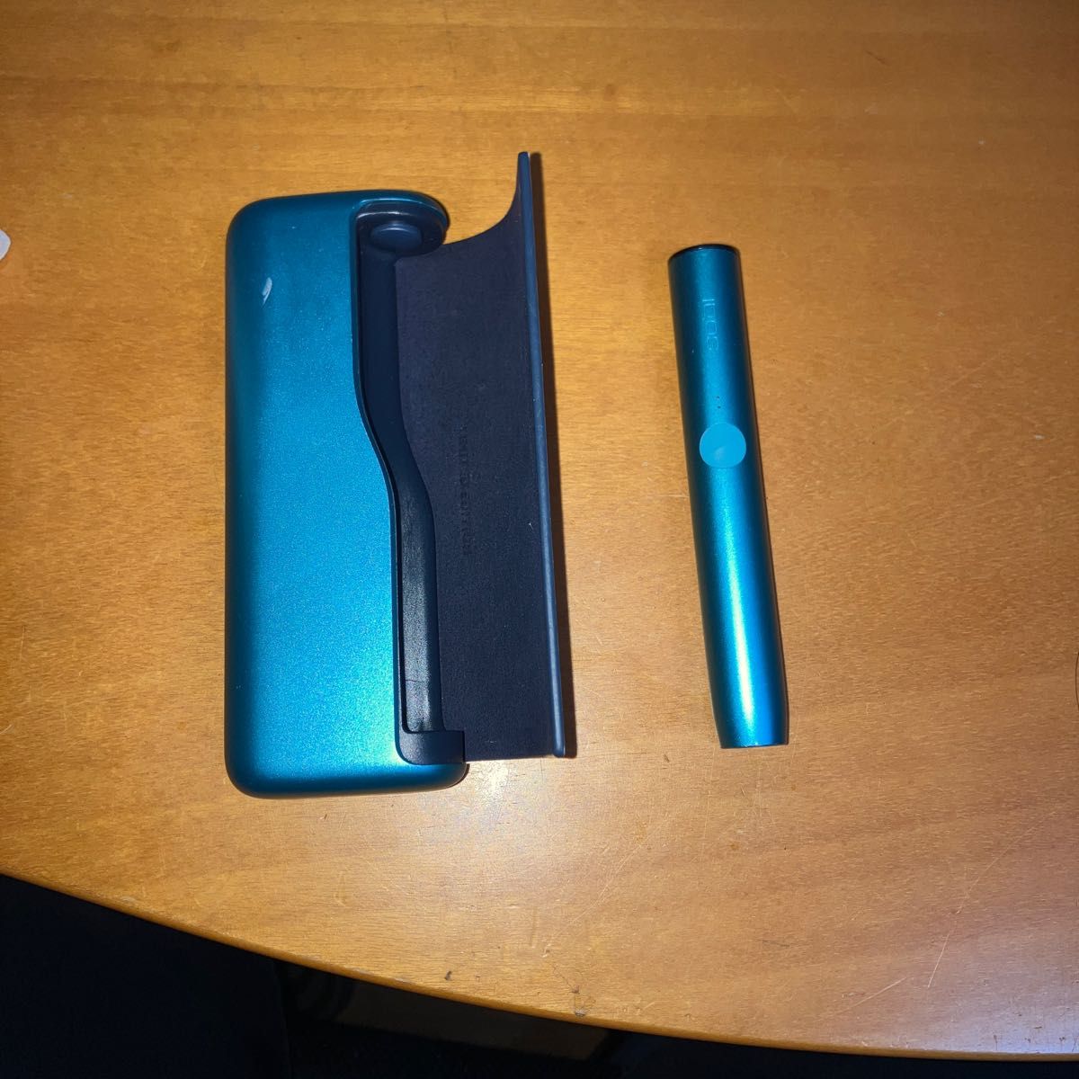 今日まで IQOS二台セット 充電器付き IQOSイルマプライムの限定色と