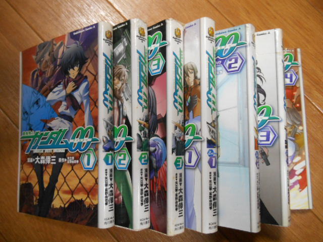 機動戦士ガンダム００　全３巻　＋　２nｄ　全４巻　矢立肇 　富野由悠季　大森　全巻・完結　落札後即日発送可能該当商品！_画像2