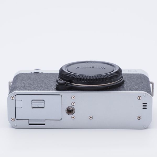 FUJIFILM フジフイルム ミラーレスデジタルカメラ X-E4 ボディ シルバー F X-E4-S #8243_画像8