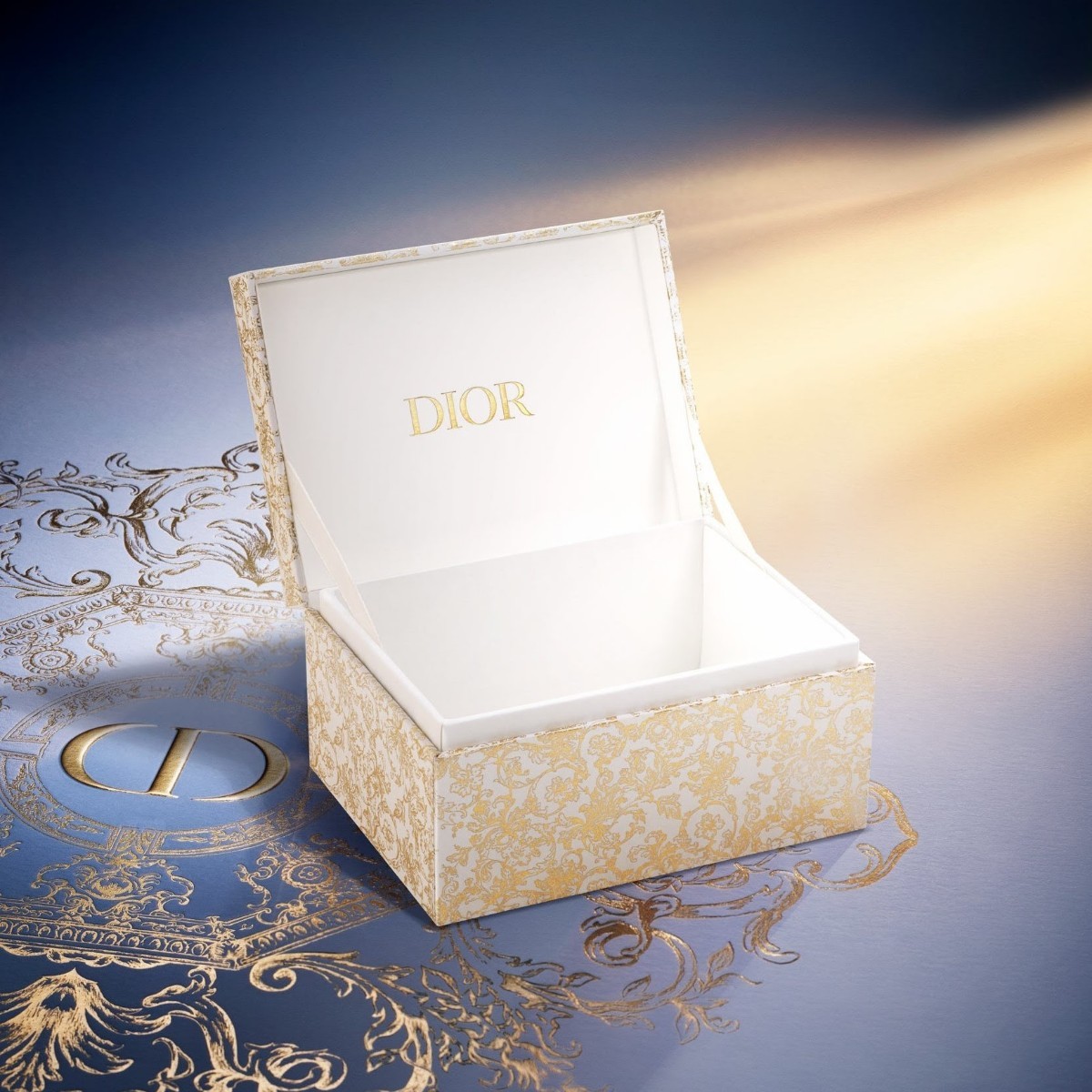 即決 新品 Dior ディオール ホリデー限定 オリジナルボックス ジュエリーボックス 非売品 ノベルティ_画像1