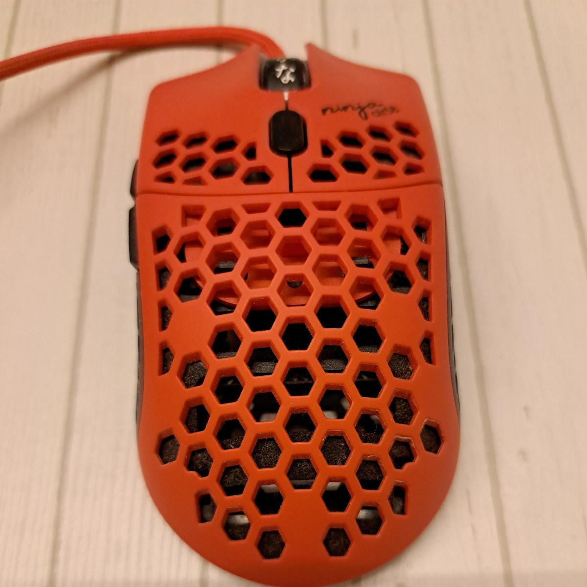 finalmouse ninja air58 ゲーミングマウス Cherry Blossom red 赤 _画像2