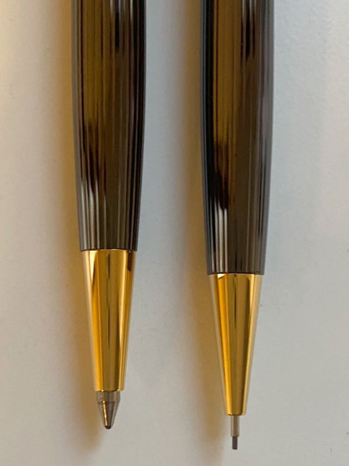 MW1012◆ パーカー PARKER ブラック×ゴールド色 ツイスト式 ボールペン ノック式 シャーペン 合計２点セット_画像4