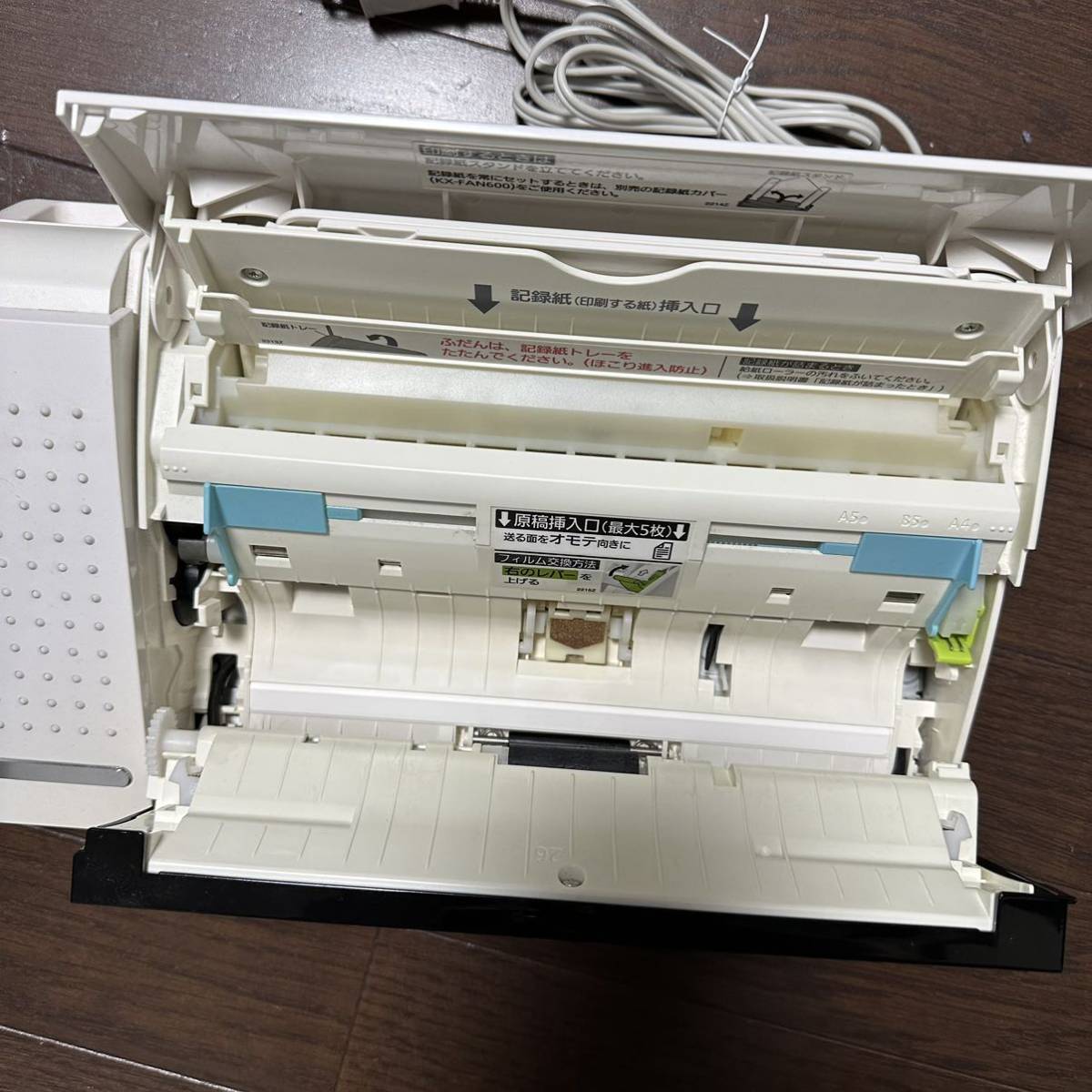 1円スタート 中古品 パナソニック おたっくす デジタルコードレスFAX 子機1台付き スマホ連動 Wi-Fi搭載 ホワイト KX-PD101DL-W 動作確認済_画像3