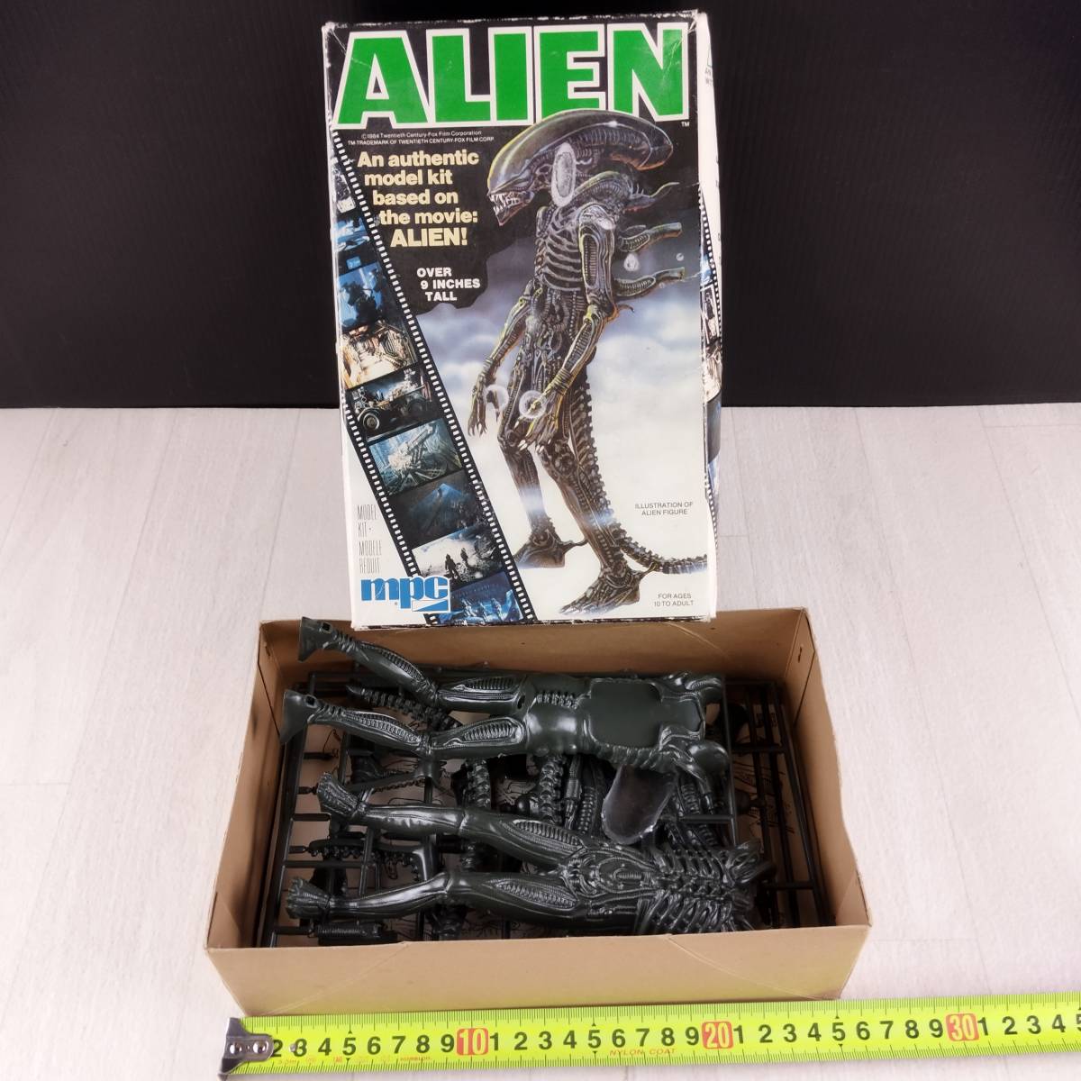 3F5 not yet constructed plastic model MPC ALIEN Alien 1-1961