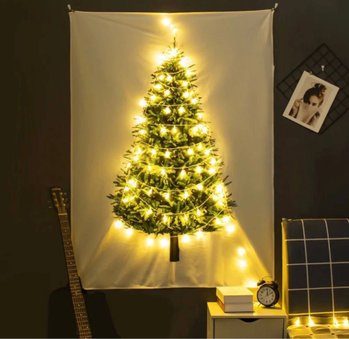 タペストリー　クリスマスツリー壁掛け　縦150センチ横100センチ　星型ライト単3電池タイプ6メートル付き（単3電池別売必要）