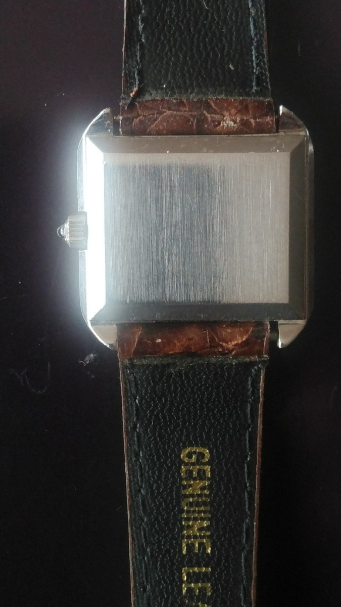 1970年代　OMEGA オメガ DE VILLE　手巻き腕時計　511.0504　CAL625 アンティーク _画像2