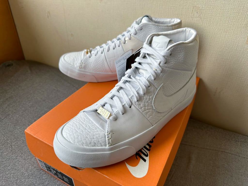 ★未使用 NIKE BLAZER ROYAL QS 28.5㎝ ナイキ ブレーザー ロイヤル QS nike soph nike blazer ナイキ シューズ ホワイト 28.5㎝の画像1