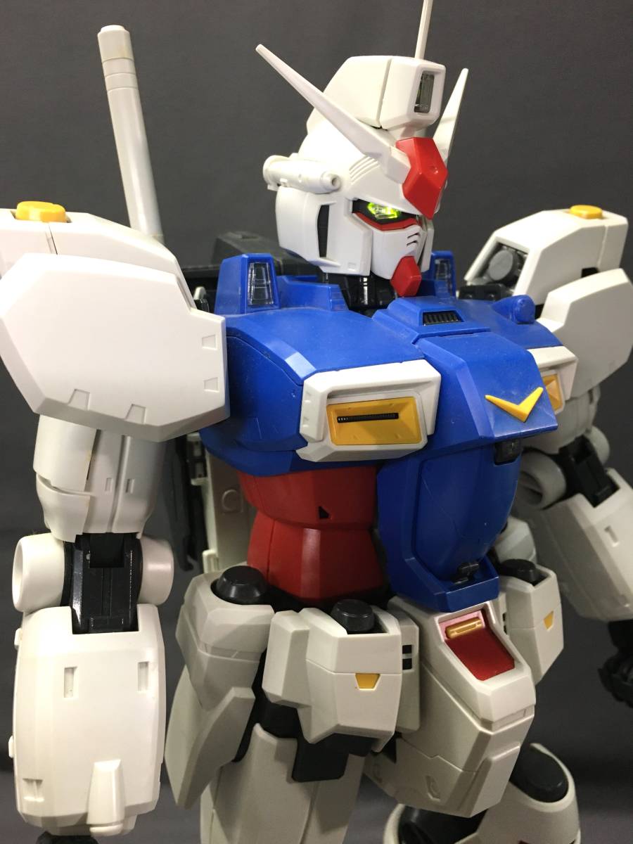 RX-78 GP-01 全高約30cm 1/60 PG パーフェクトグレード ガンダム 完成品 素組 ガンプラ バンダイ_画像9