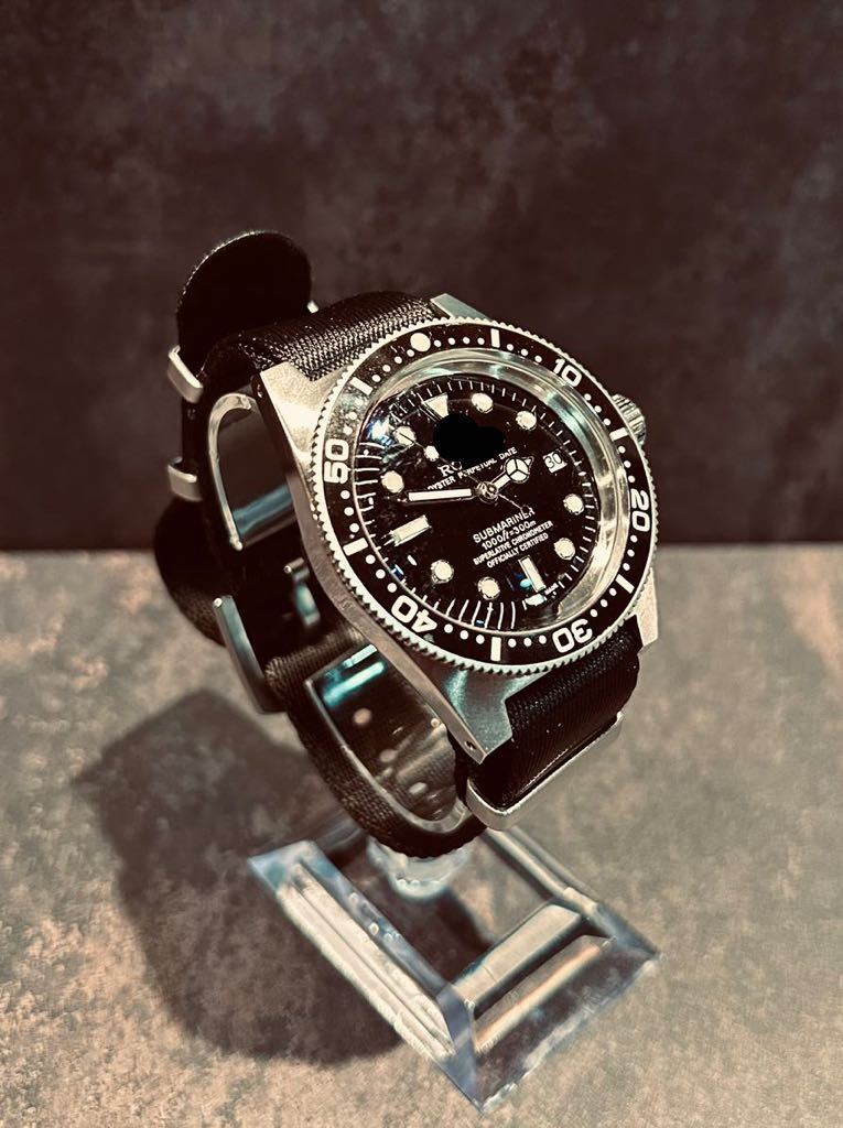 セイコーカスタム SEIKO MOD 世界初と国産初ダイバーの合体カスタム NH35 ブラックダイアル！少々難あり_画像2