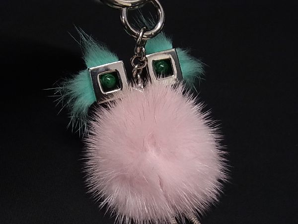 # ultimate beautiful goods # FENDI Fendi 7AR559 сhick mink fur key holder key ring bag charm light pink series × silver group AQ1330