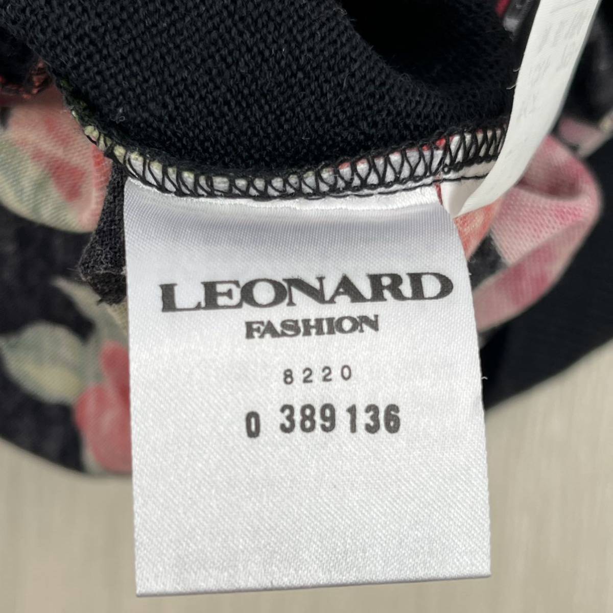 美品【LEONARD】レオナール　花柄　シルクニット　トップス M size ハイネックセーター_画像7