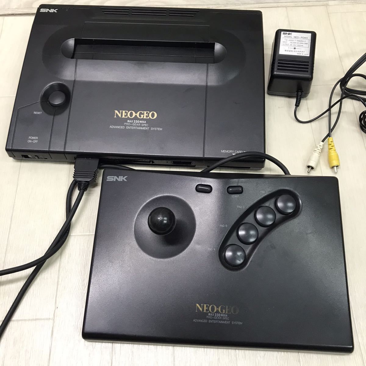 保管品 SNK NEO-GEO MAX330MEGA PRO-GEAR SPEC 本体 動作未確認 ジャンク-