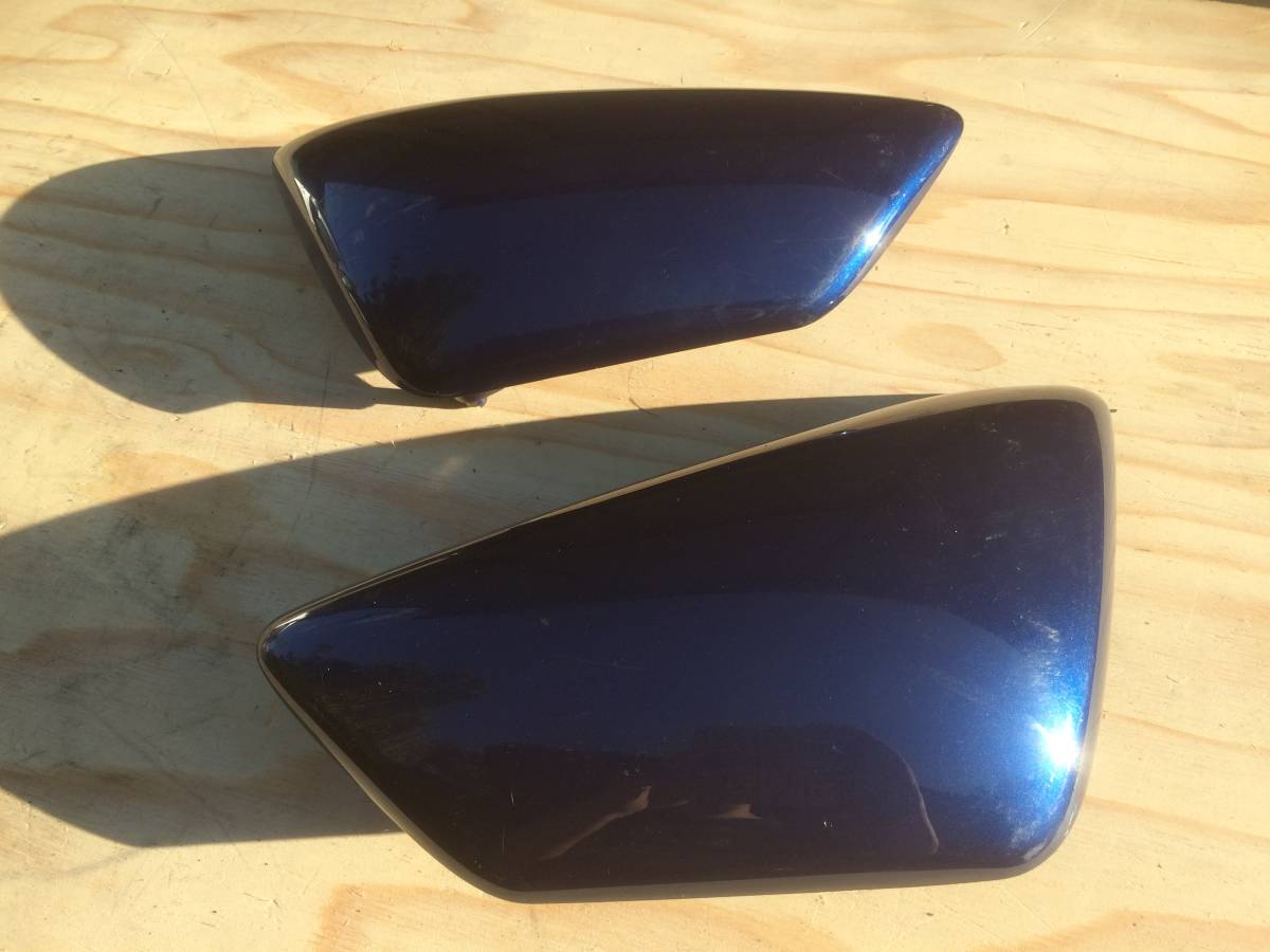  Triumph Thunderbird side cover left right 