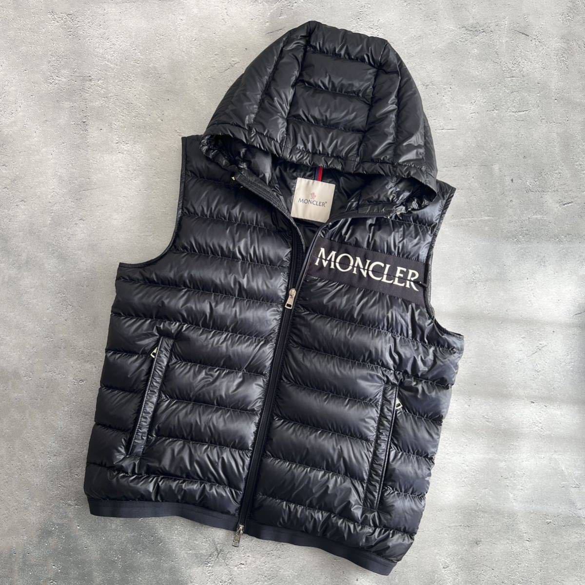 【正規/極美品】1000円〜!! MONCLER モンクレール LARUNS GILET 18年 ナイロンダウンベスト 3 Lサイズ メンズジャケット ネイビー 定番_画像1