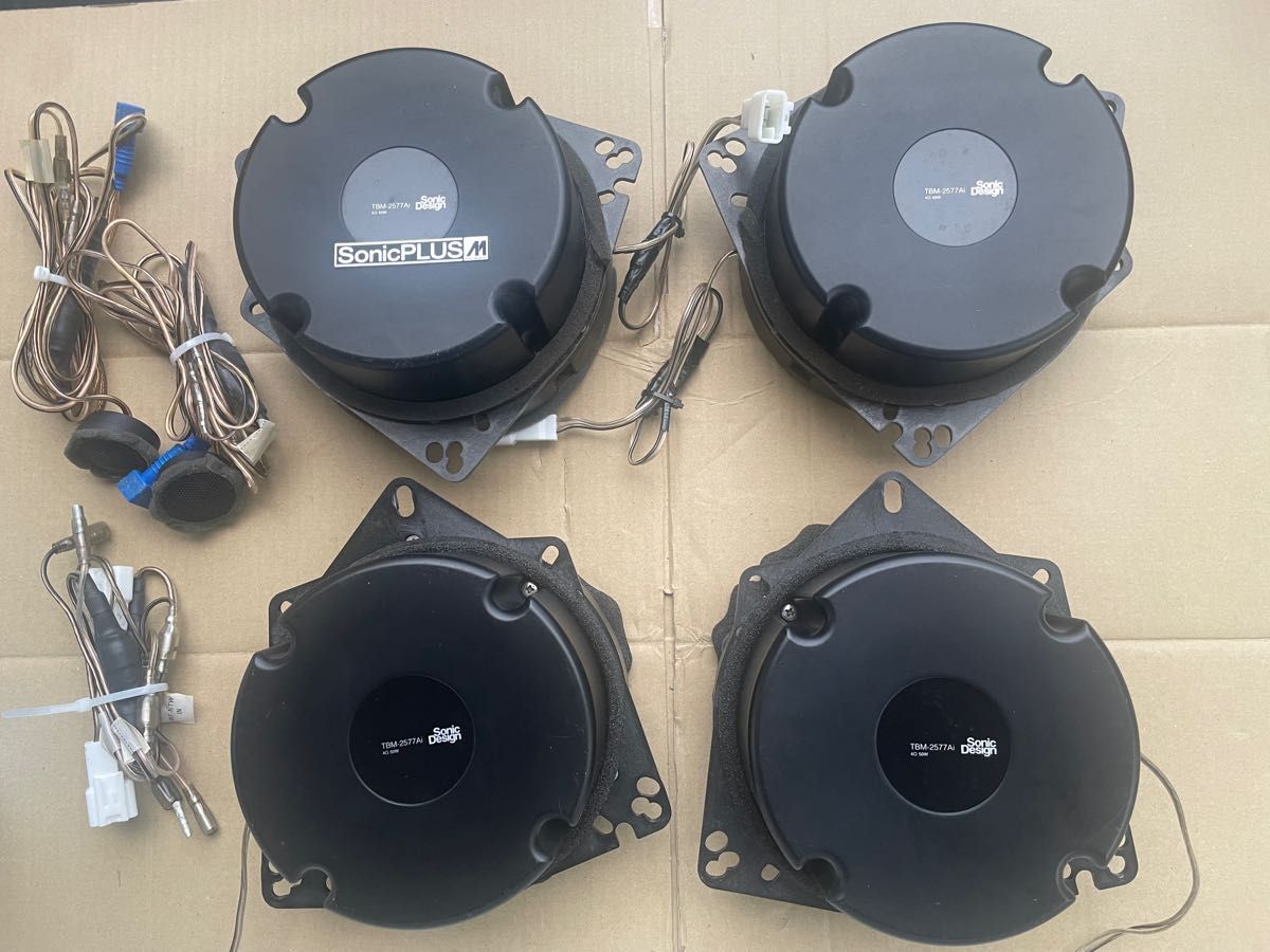 美品C-HRで使用 ソニックデザイン SP-CHR10M + TBM1877Ai 美品C-HRで使用 ソニックデザイン SP-CHR10M + TBM1877Ai