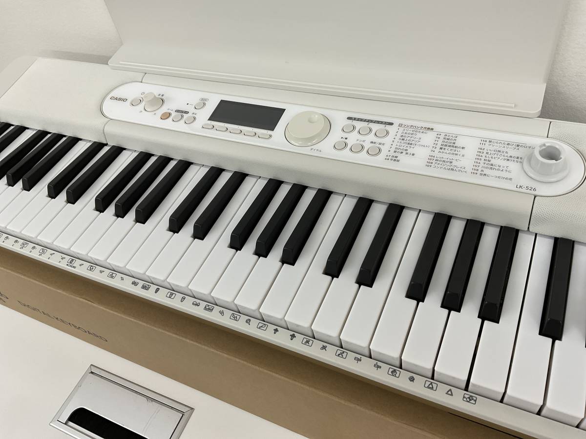 美品  カシオ  楽らく キーボード 電子ピアノ 光