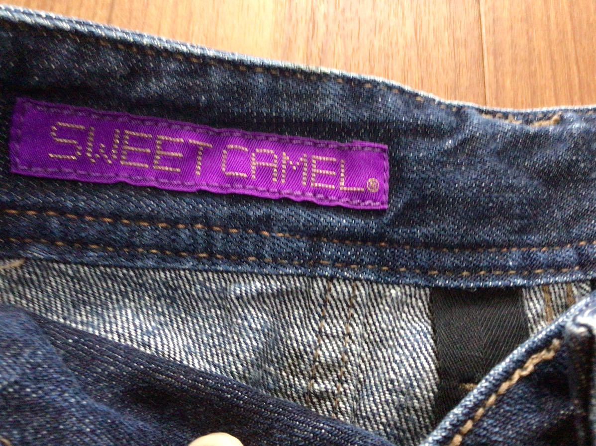 Sweet Camel ブーツカット デニムパンツ W26★綿100% ジーンズ 濃いめ_画像3