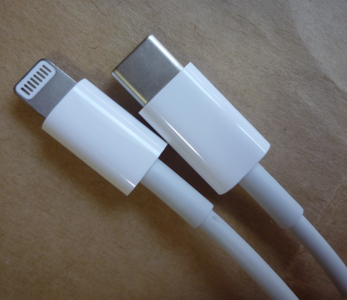  Apple アップル 純正品 正規品 ライトニングケーブル Lightning ケーブル 1m USB-Cケーブル USBケーブル 白 ホワイト _画像3