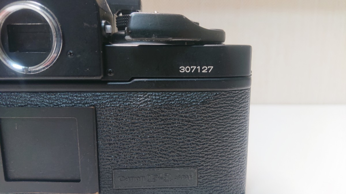 〇 Canon キャノン F-1 50th ANNIVERSARY アニバーサリー 50周年 モデル ボディ FD 28mm 1:2.8 レンズ 一眼レフカメラ フィルムカメラ