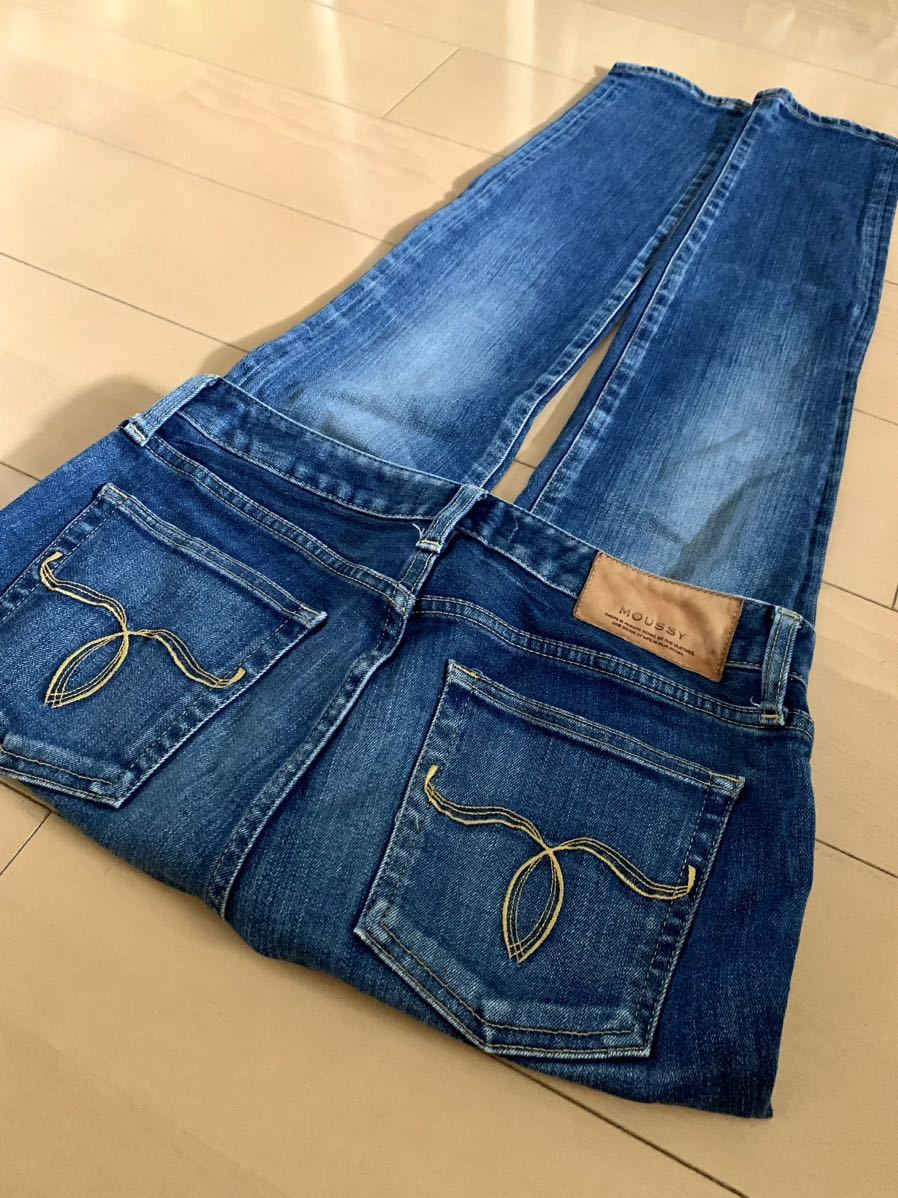 27インチ美品【MOUSSY】WF Rebirth embroidery SKINNY スキニーデニム