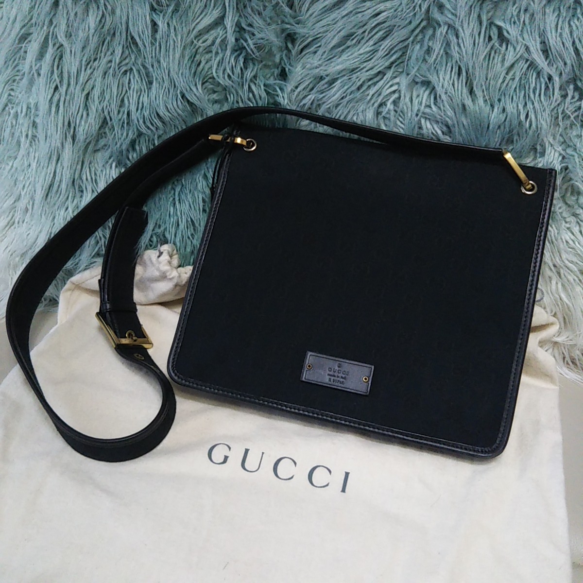 regular goods beautiful goods GUCCI 