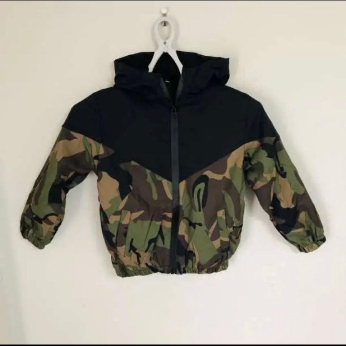 男の子 100 アウター 子供服 ジャケット 韓国 黒 ブラック 防寒コート ジャンパー 裏起毛 フリース マウンテンパーカー