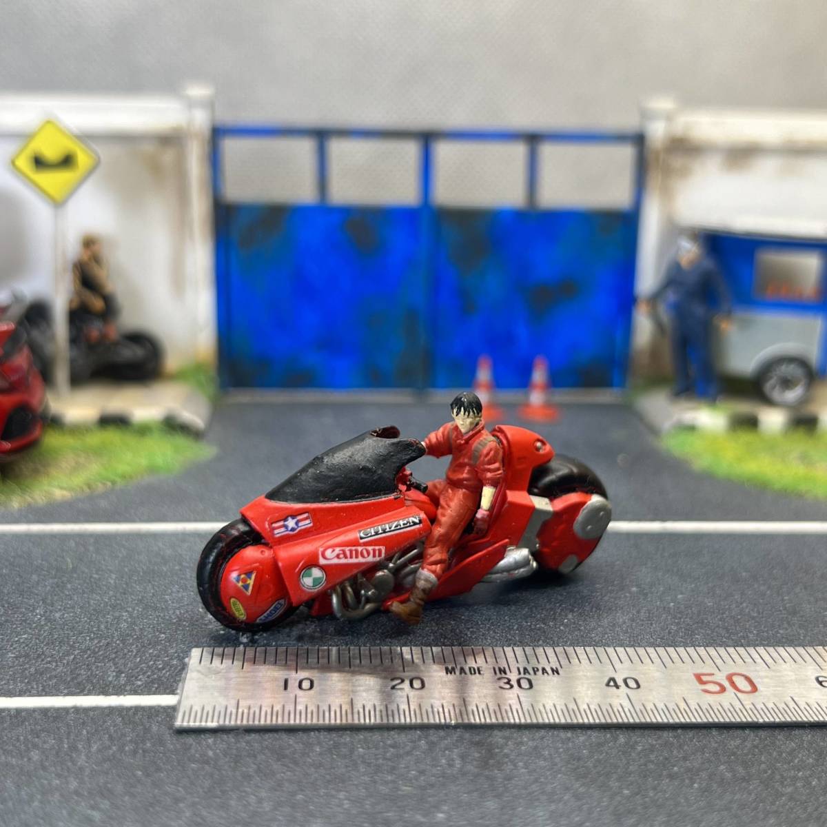 Yahoo!オークション - 【HE-173】1/64 スケール AKIRA アキラ風 Yahoo!オークション - 【HE-173】1/64 スケール AKIRA アキラ風