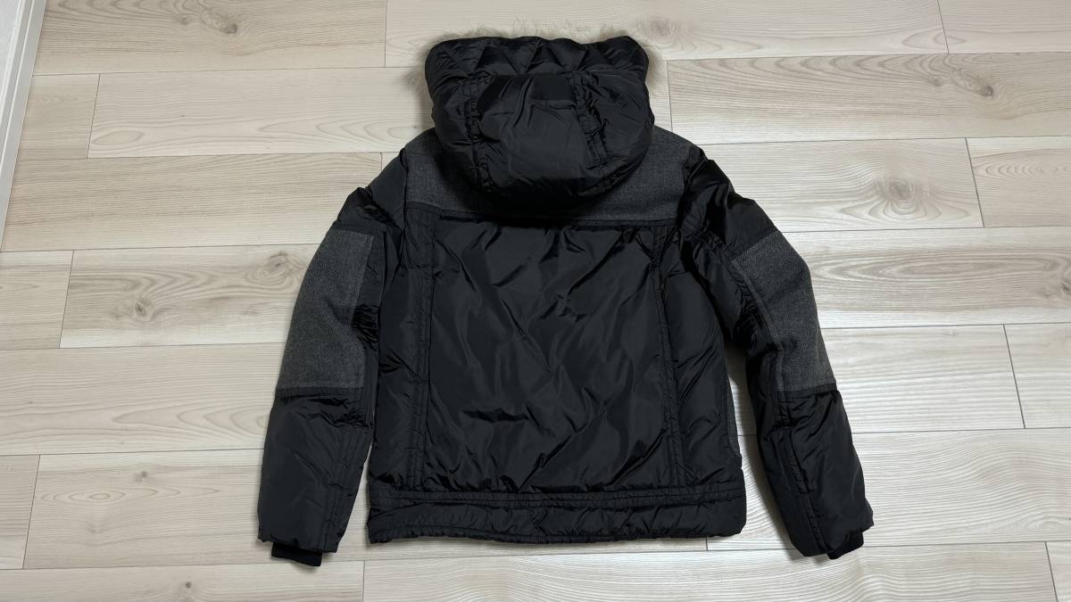 Moncler モンクレール DEDION GIUBBOTTO DEDION JACKET コヨーテ ファー ダウンジャケット ブラック グレー 国内正規品 サイズ1 美品_画像2