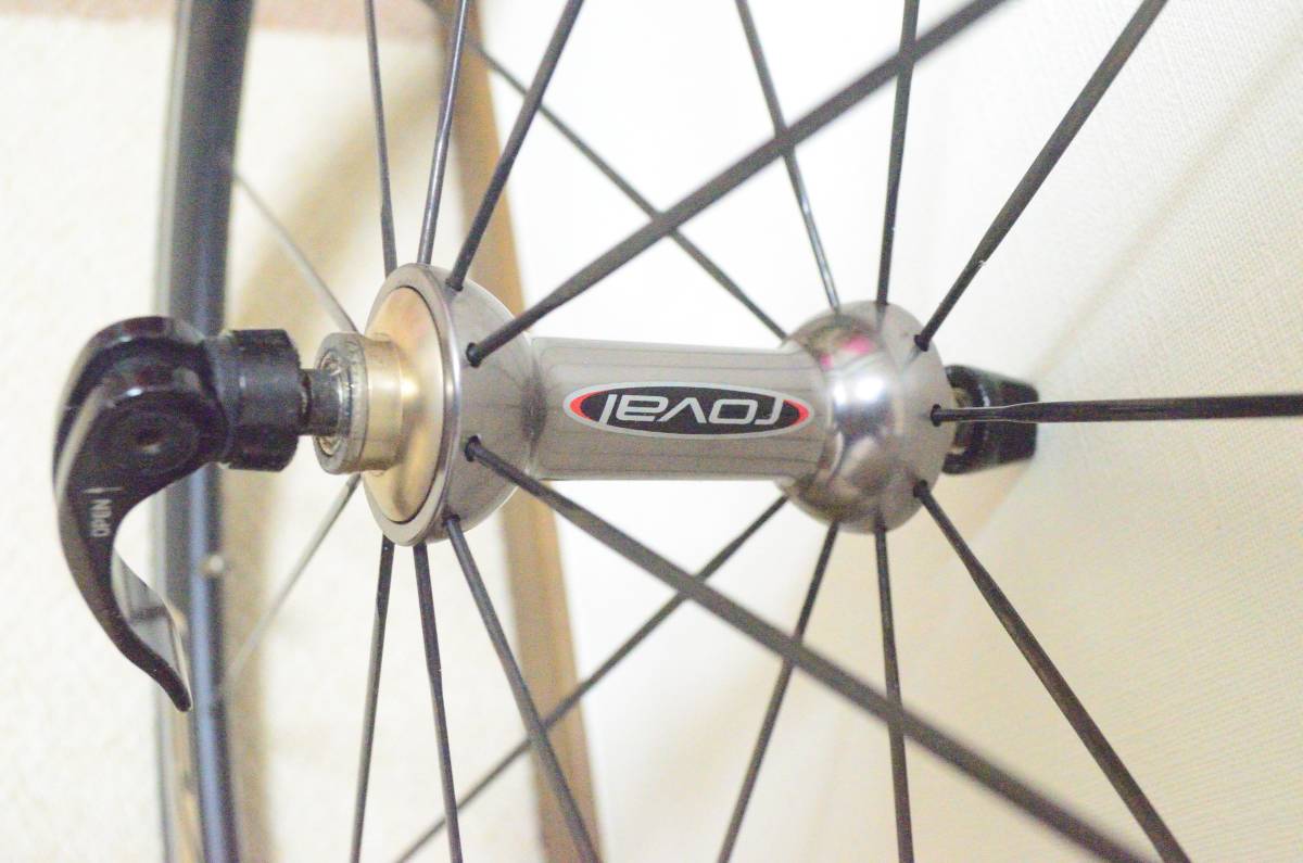 ☆後輪:未使用、前輪:中古:Specialized Roval Echappee E5 ☆後輪:未使用、前輪:中古:Specialized Roval Echappee E5