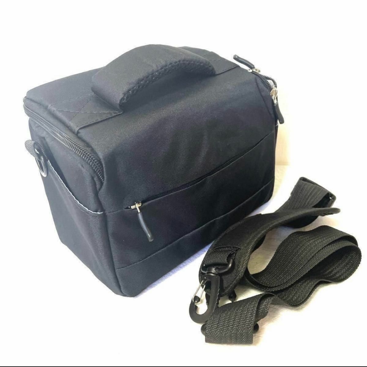 カメラバッグ カメラケース ショルダーバッグ  高品質 鞄　ブラック　黒 ショルダーバッグ ショルダーストラップ付き 保護