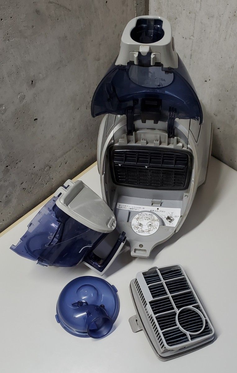 TOSHIBA 掃除機 東芝 紙パック不要 強力吸引力 家電品|Yahoo TOSHIBA 掃除機 東芝 紙パック不要 強力吸引力 家電品|Yahoo