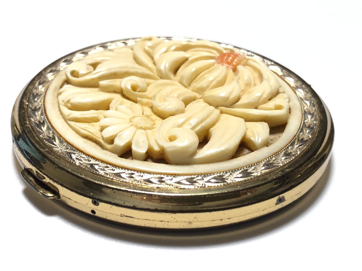  antique ....82.8g solid chrysanthemum skill compact mirror 