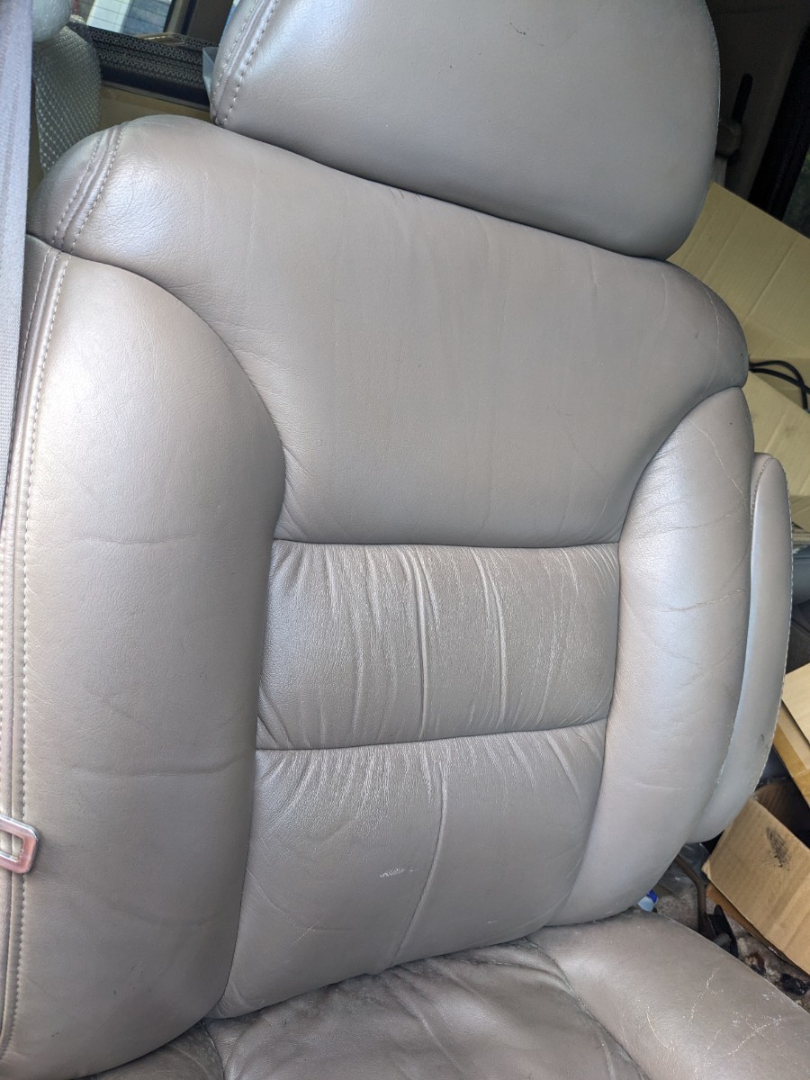  Tahoe 96 passenger's seat beige 5.7L