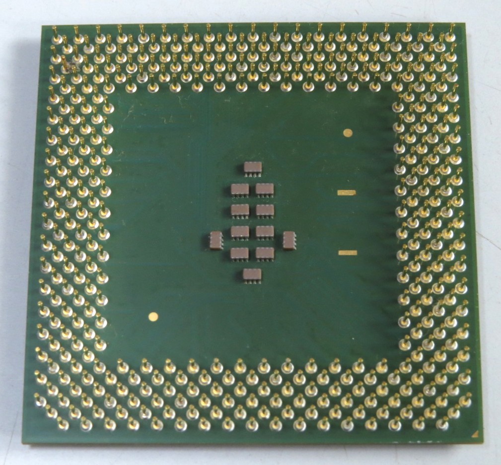 Intel Celeron 1.2GHz/L2:256KB/Tualatin/SL5XS/Socket370/TDP29.9W operation verification settled 