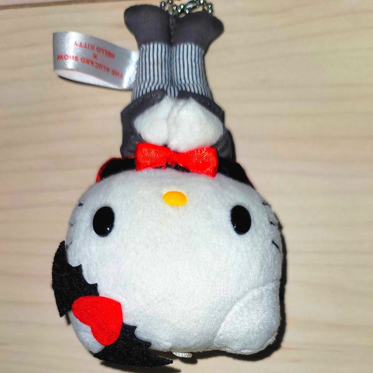 激レア サンリオ ハローキティ☆ぬいぐるみ マスコット ボールチェーン 吸血鬼 ハロウィン 激レア サンリオ ハローキティ☆ぬいぐるみ マスコット ボールチェーン 吸血鬼 ハロウィン