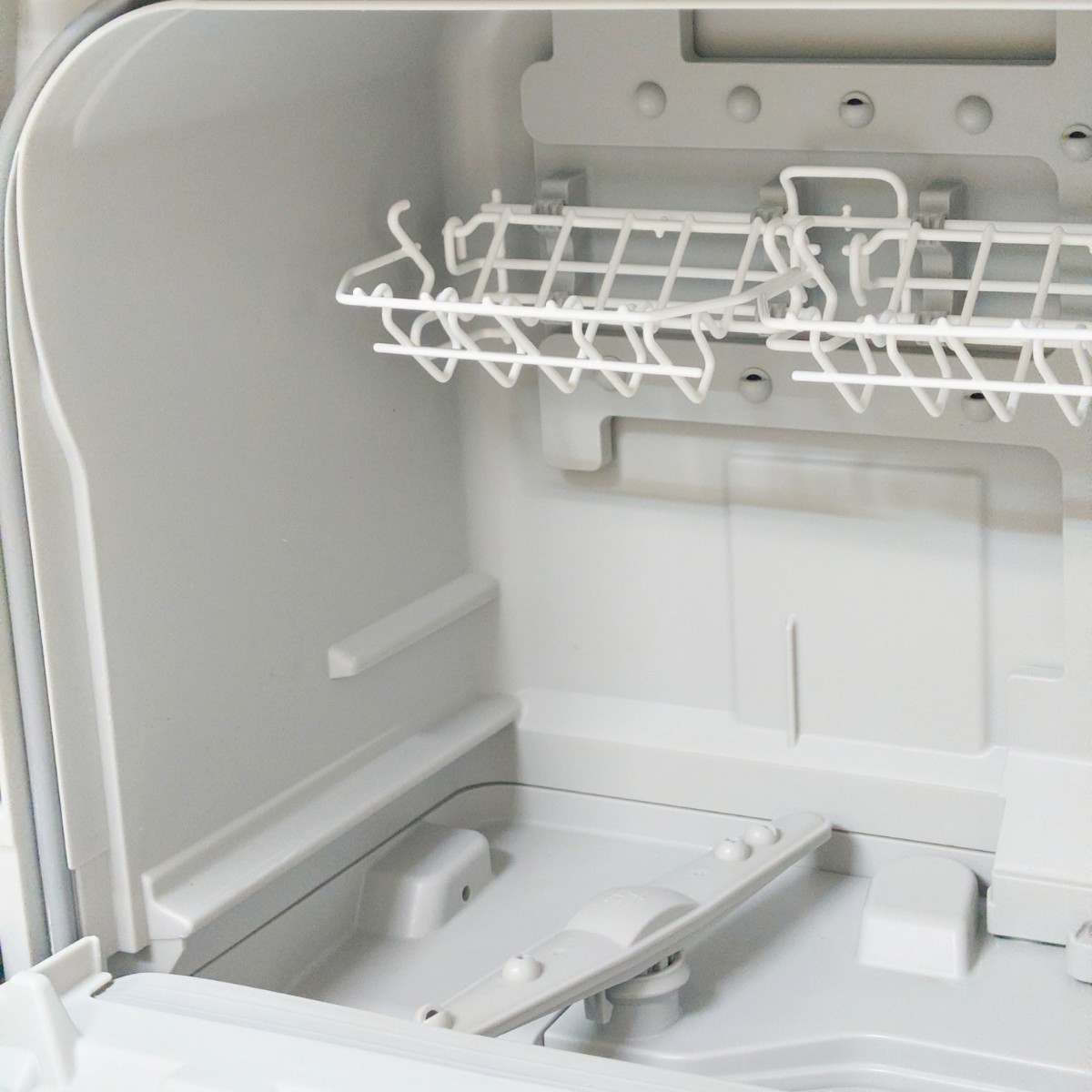 【美品・動作品】Panasonic NP-TSP1-W 食器洗い乾燥機 タンク式 完品 食洗機 パナソニック_画像8