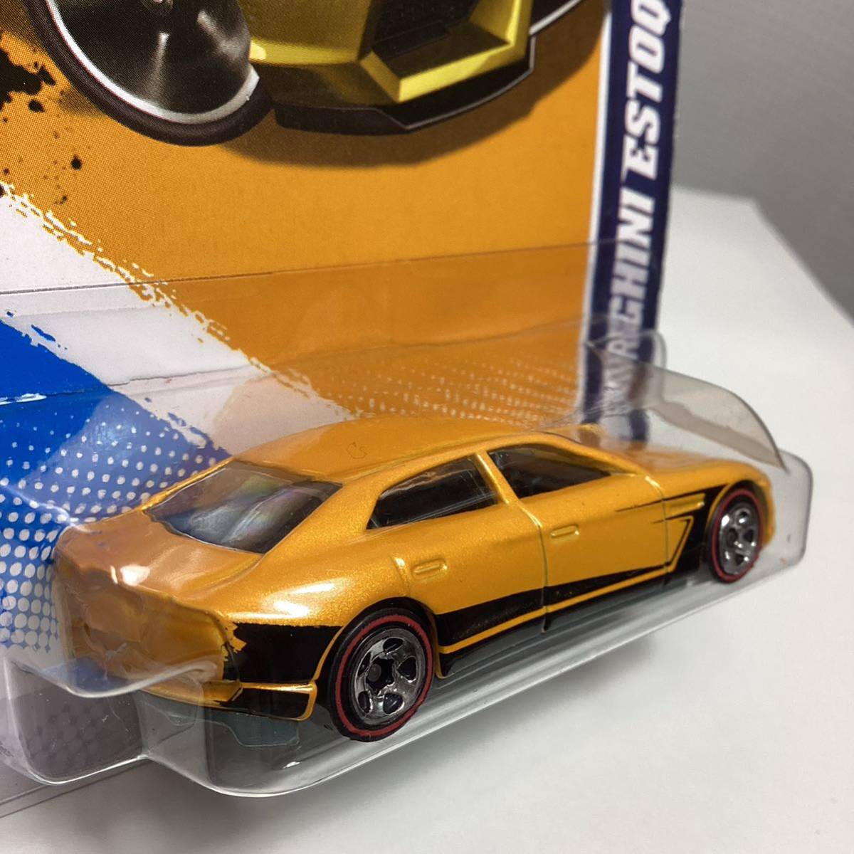 希少【Walmart限定 レッドラインタイヤ】☆ホットウィール☆　ランボルギーニ　エストーケ　Hot Wheels _画像4