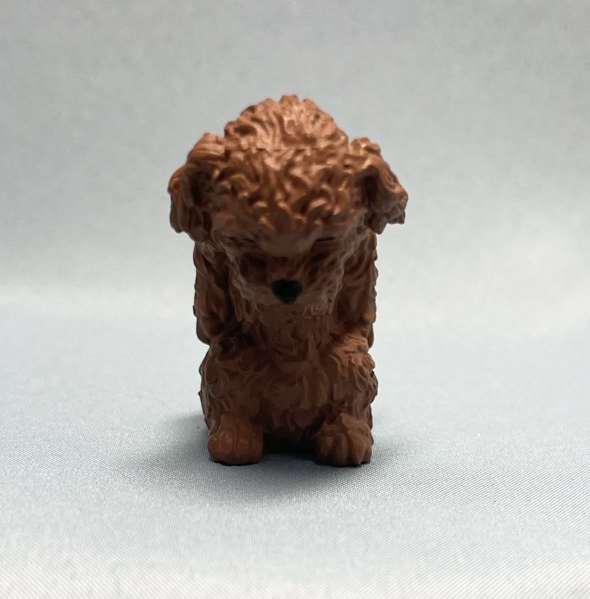 *... san игрушка пудель 2 . фигурка собака примерно 3.5. б/у 