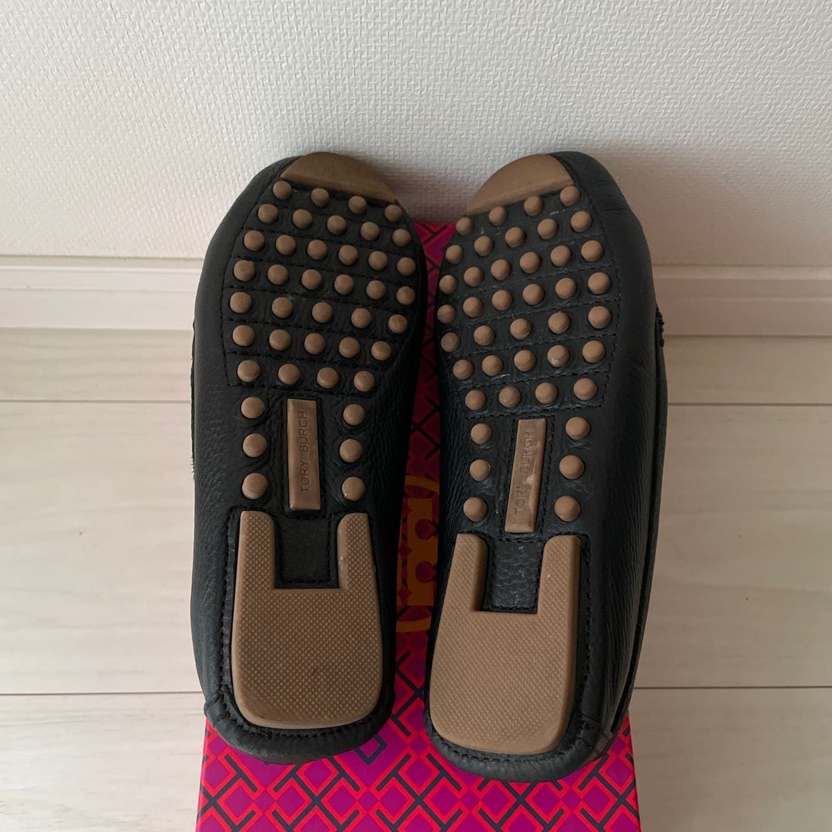 値下げ TORY BURCH トリーバーチ ブラック ドライビングシューズ 値下げ TORY BURCH トリーバーチ ブラック ドライビングシューズ
