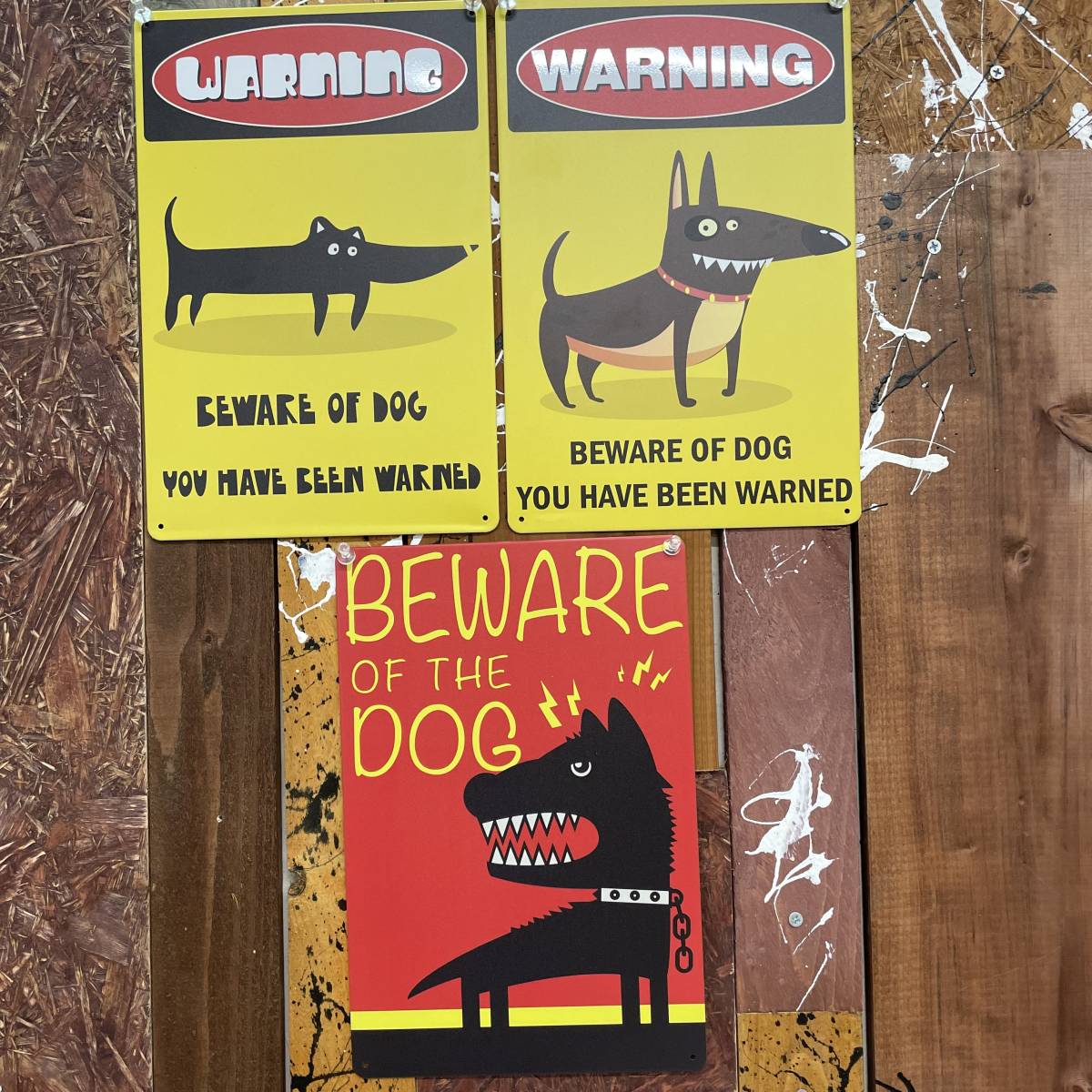 3枚 新品 壁掛けプレート BEWARE OF DOG 猛犬注意 犬に注意 かわいい警告版 防犯対策 危険 番犬 狂犬 いぬ イヌ 金属パネル ブリキ看板_画像2