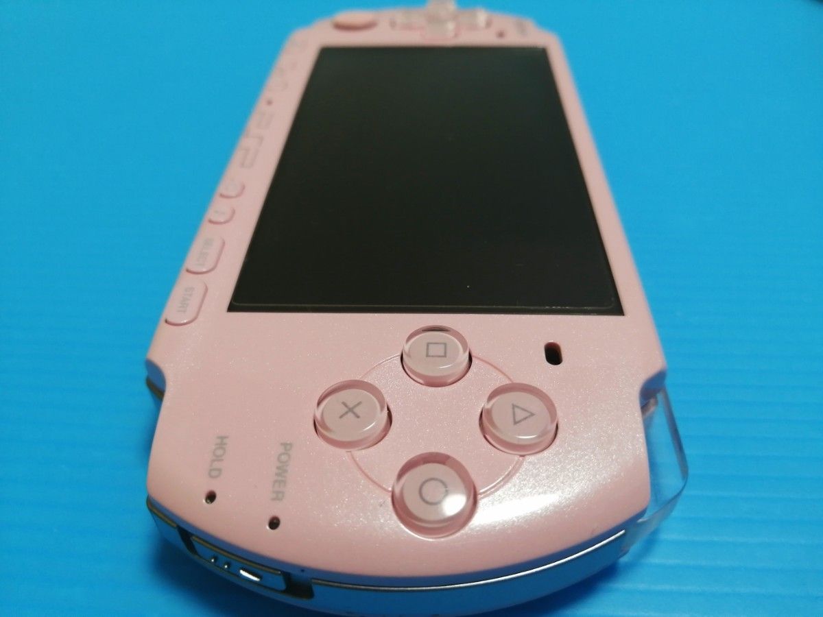 PSP-3000 ブロッサムピンク 本体 + バッテリー + メモリー4GB + USB充電ケーブル + ソフト + 保護ケース