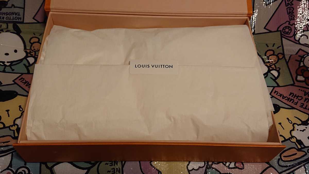 ルイヴィトン「LOUIS VUITTON」空箱　薄紙　オレンジ　美品　6　マグネット式蓋_画像3