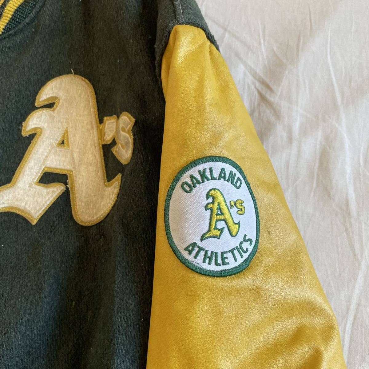 希少! 80s Athletics 袖レザー スタジャン USA製 ビンテージ 希少! 80s Athletics 袖レザー スタジャン USA製 ビンテージ