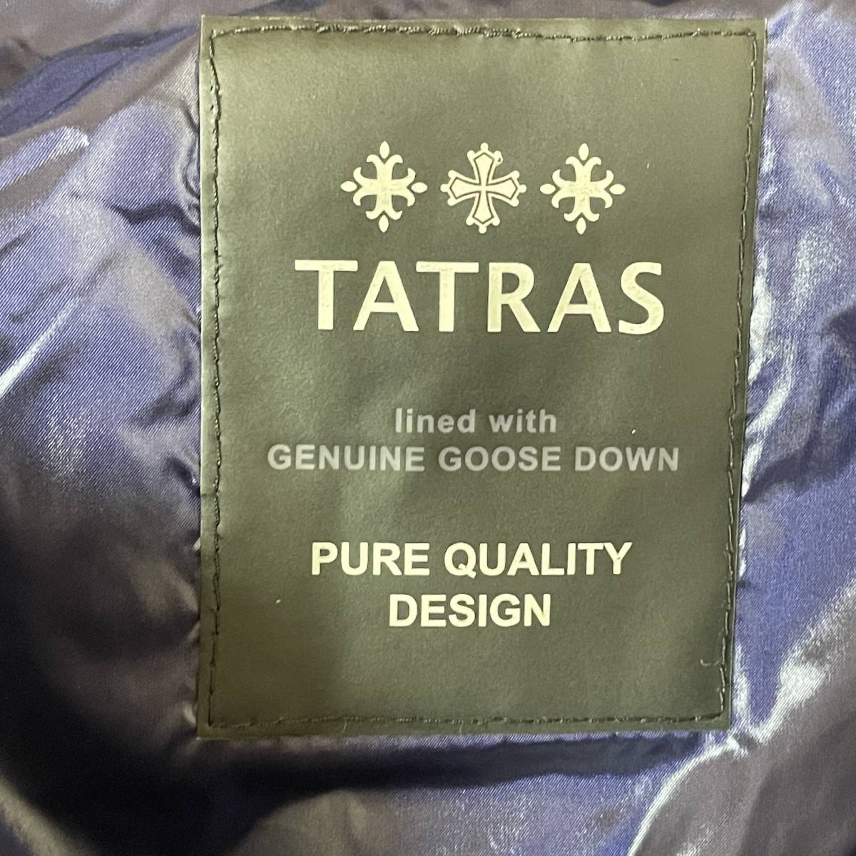 【極美品】TATRAS タトラス ダウンジャケット ロゴ 紫_画像6