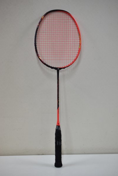 国内発送 YONEX ヨネックス アストロクス77 4UG5 バトミントンラケット