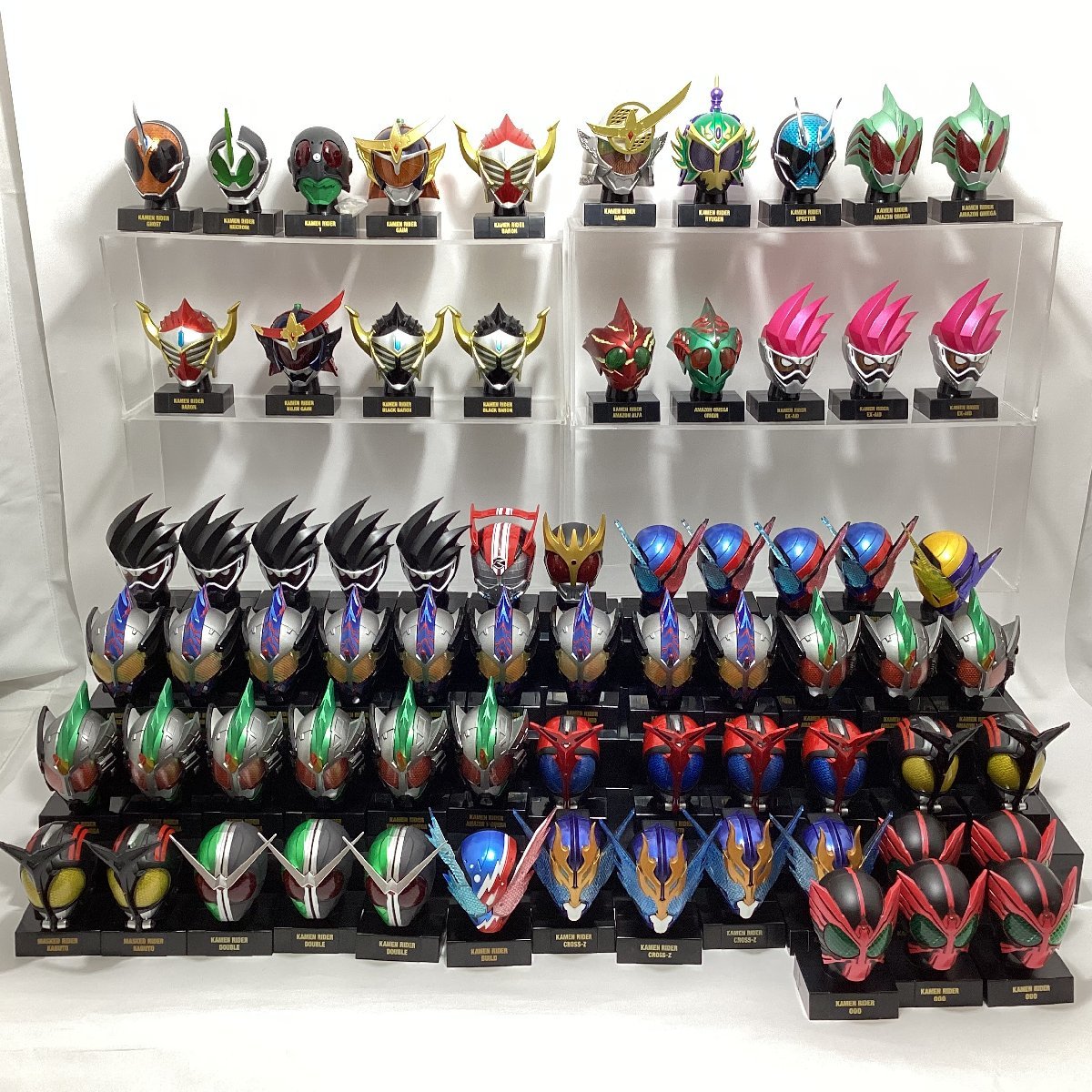 バンダイ 仮面ライダー 仮面之世界 マスカーワールド 色々 70個 まとめて　シークレット含む アマゾンオメガ オリジン　ダークカブト　等_画像1