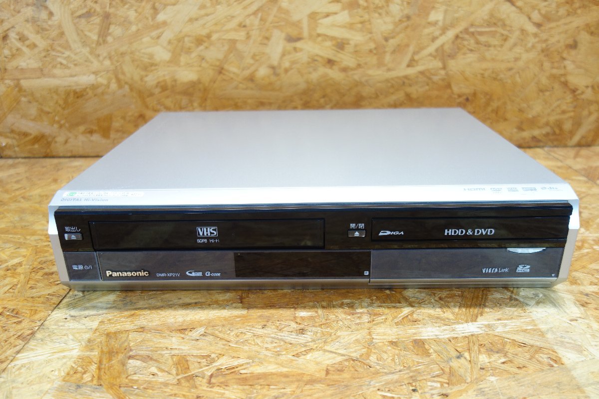 ◎【地デジ対応】Panasonic DMR-XP21V HDD搭載VHS一体型ハイビジョンDVDレコーダー リモコン・B-CASカード付◎（V187③）_画像2