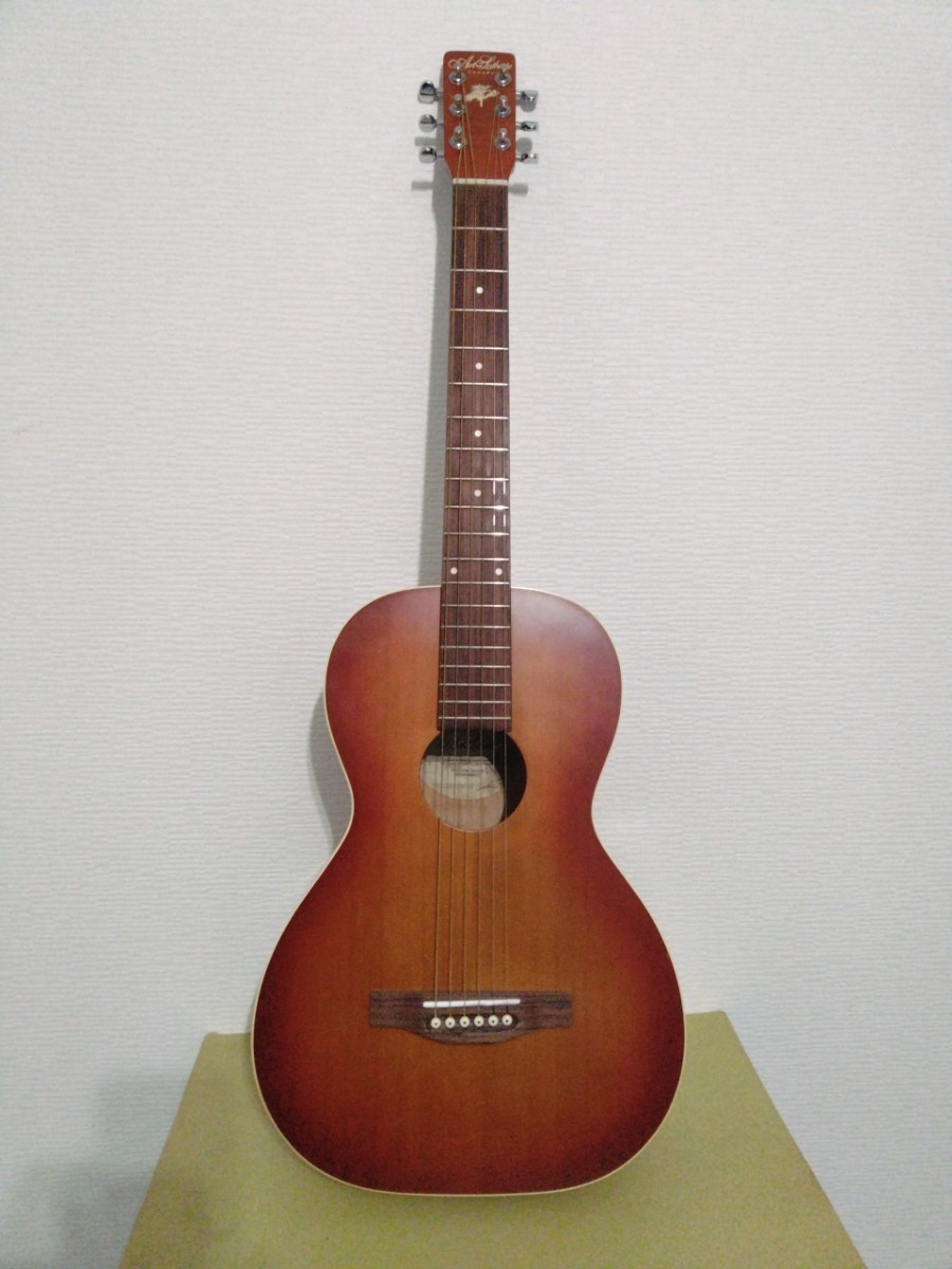 Art & Lutherie Ami Ceder Antique Burst シダー単板 パーラーギター 弦長630mm エレアコ加工 アコースティックギター ラッカー塗装_画像1